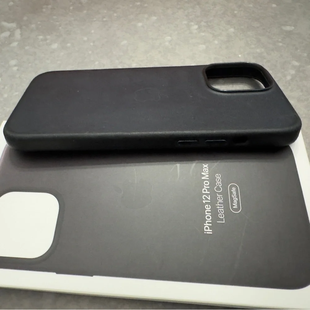 Apple iPhone 12 Pro Max Leather Case